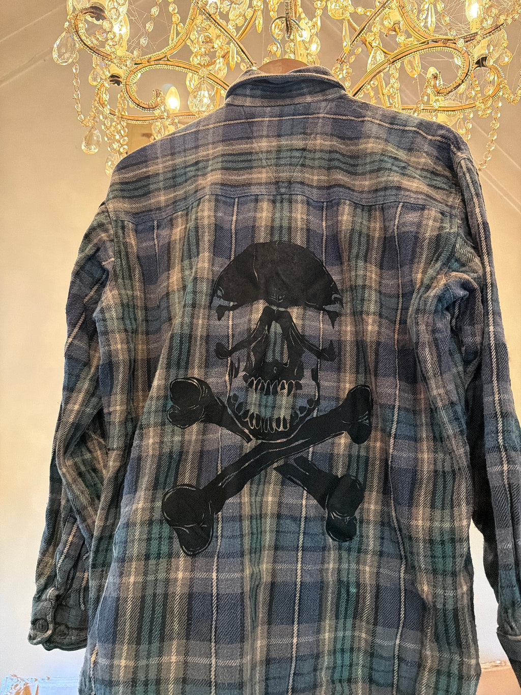 Vintage Flannel - Skull Print  - Number 73 - size large men’s