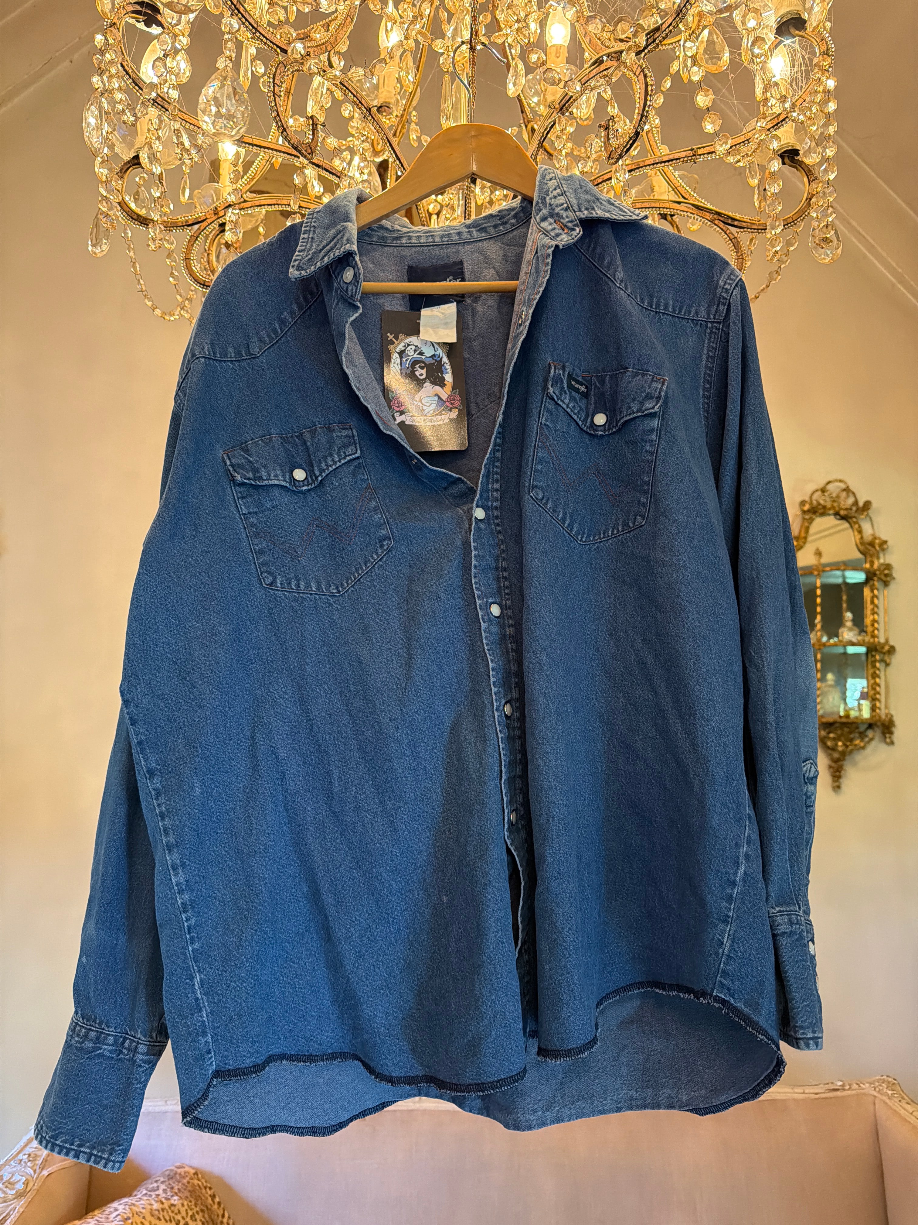 Vintage Wranger one of  - Skull print  -  - XL