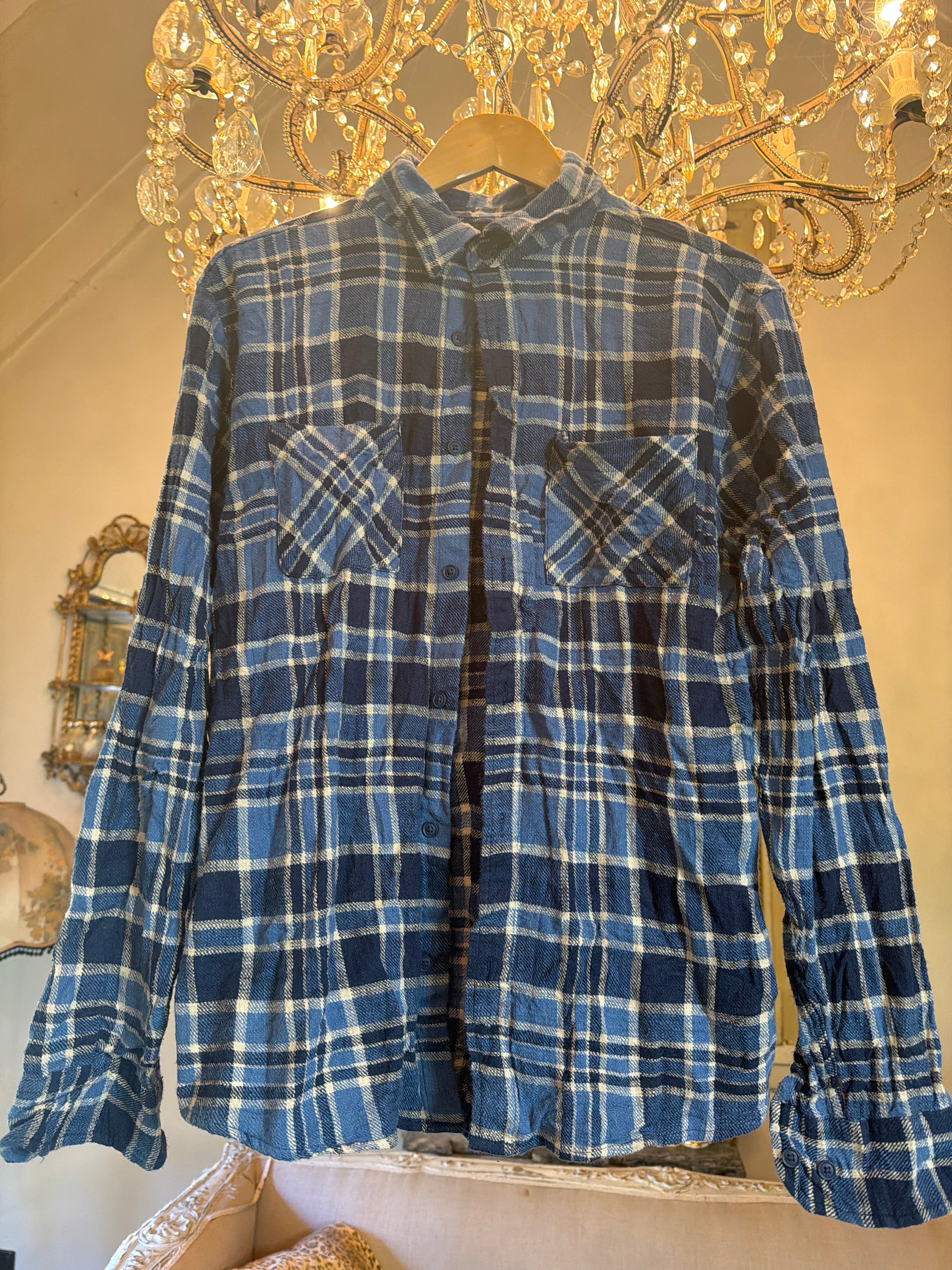Vintage Flannel - Logo - Number 20 - Size - Medium