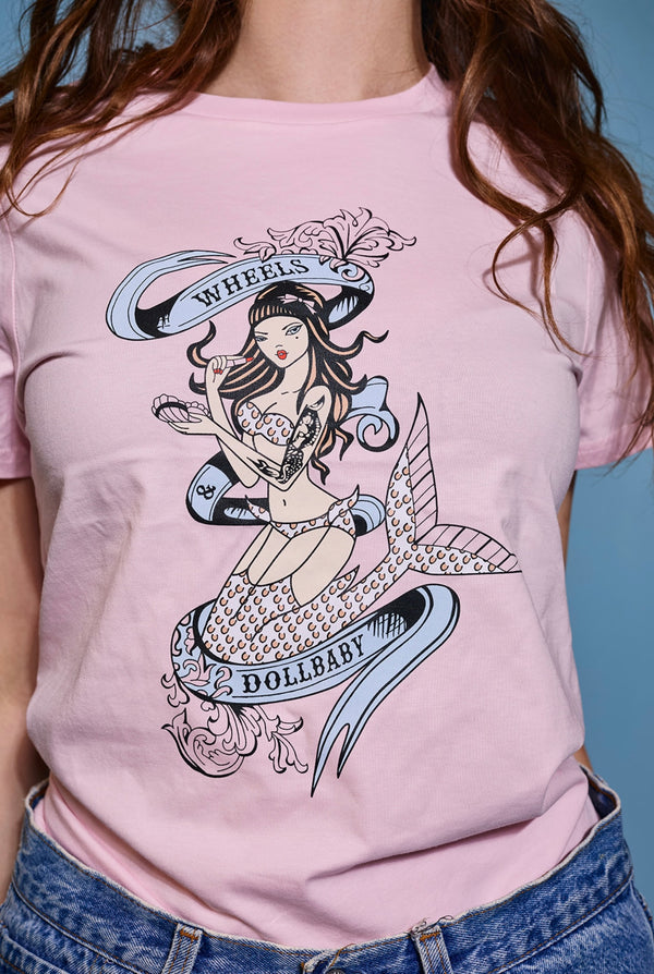 The Mermaid T-Shirt in Pink