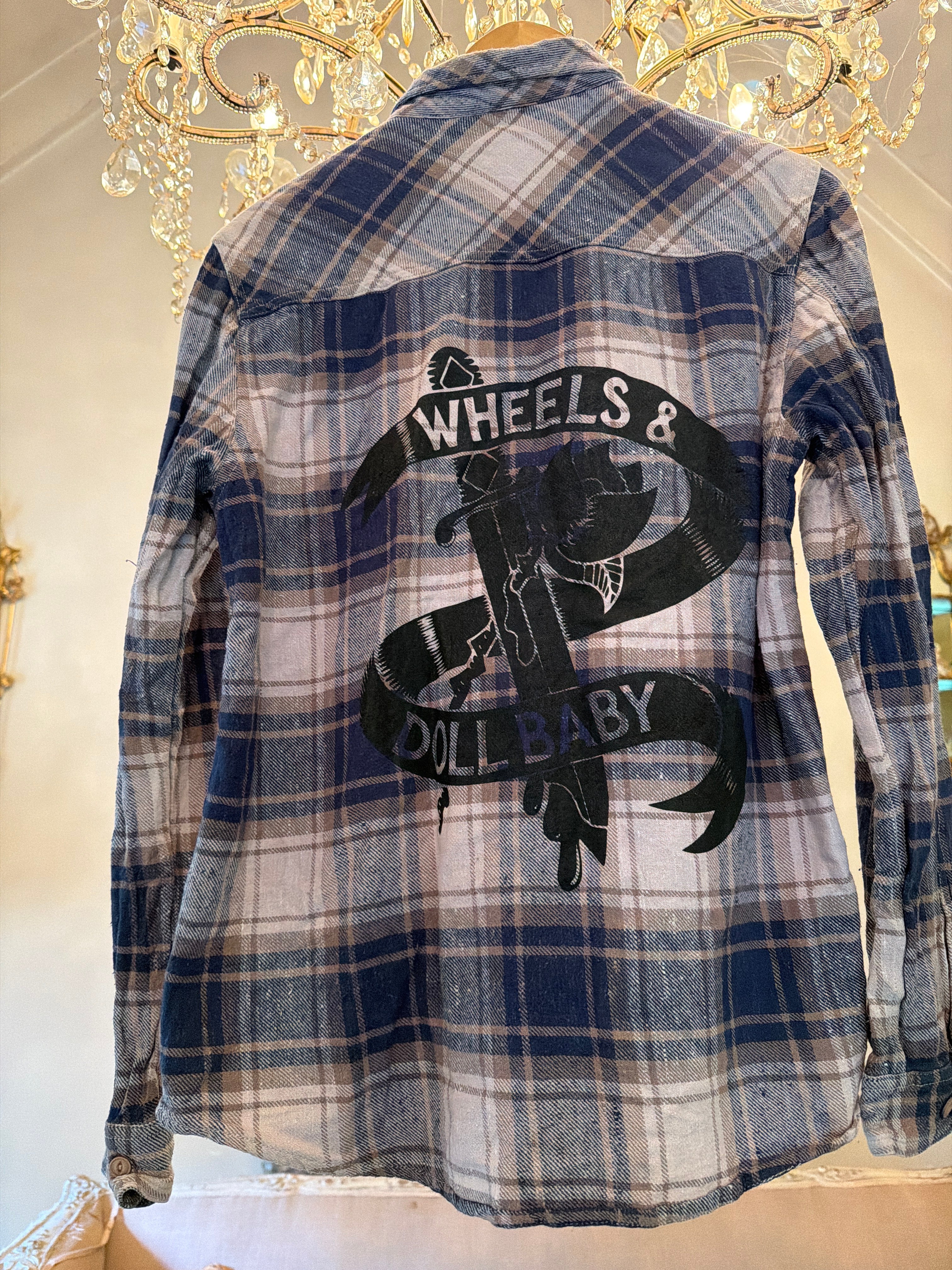 Vintage Flannel - Original logo print  - Number 11- Size - Medium men’s