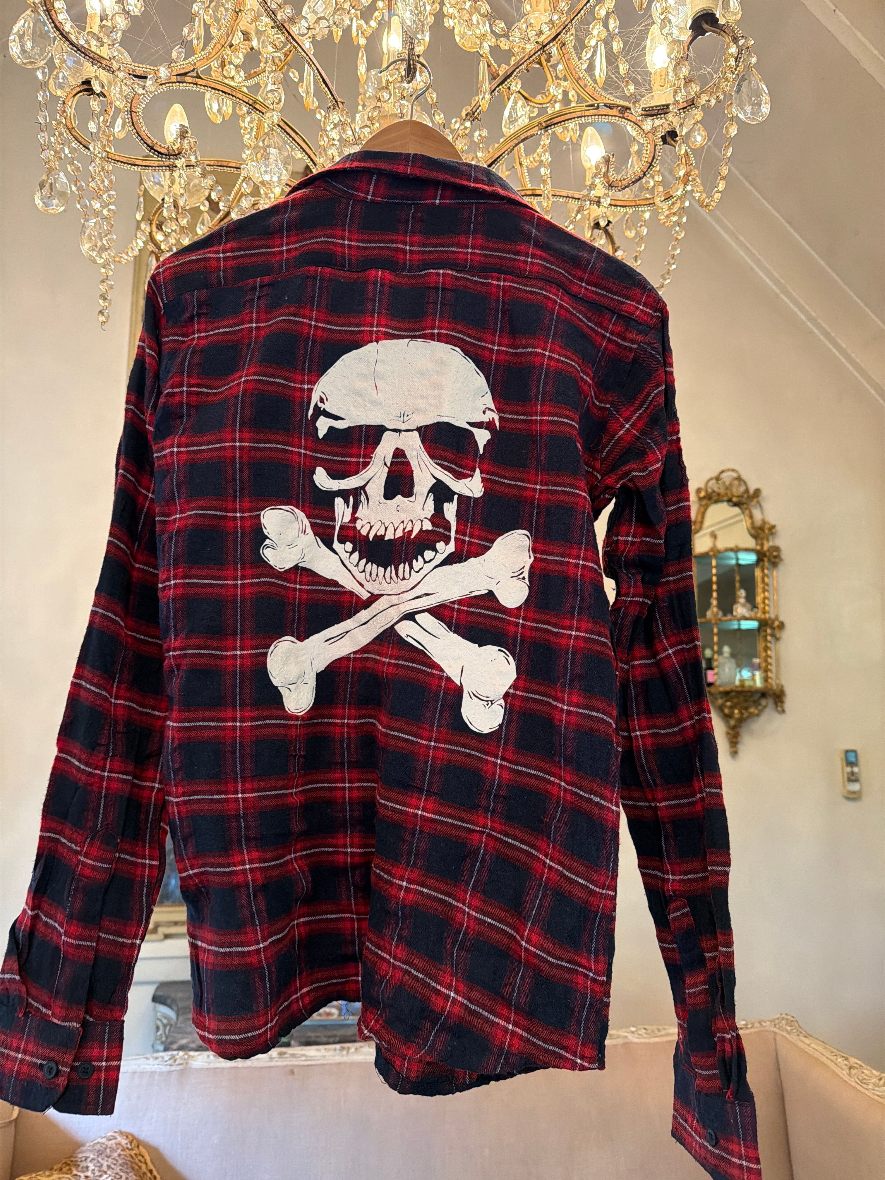 Vintage Flannel - Skull print   - Number 8  - Size men’s medium
