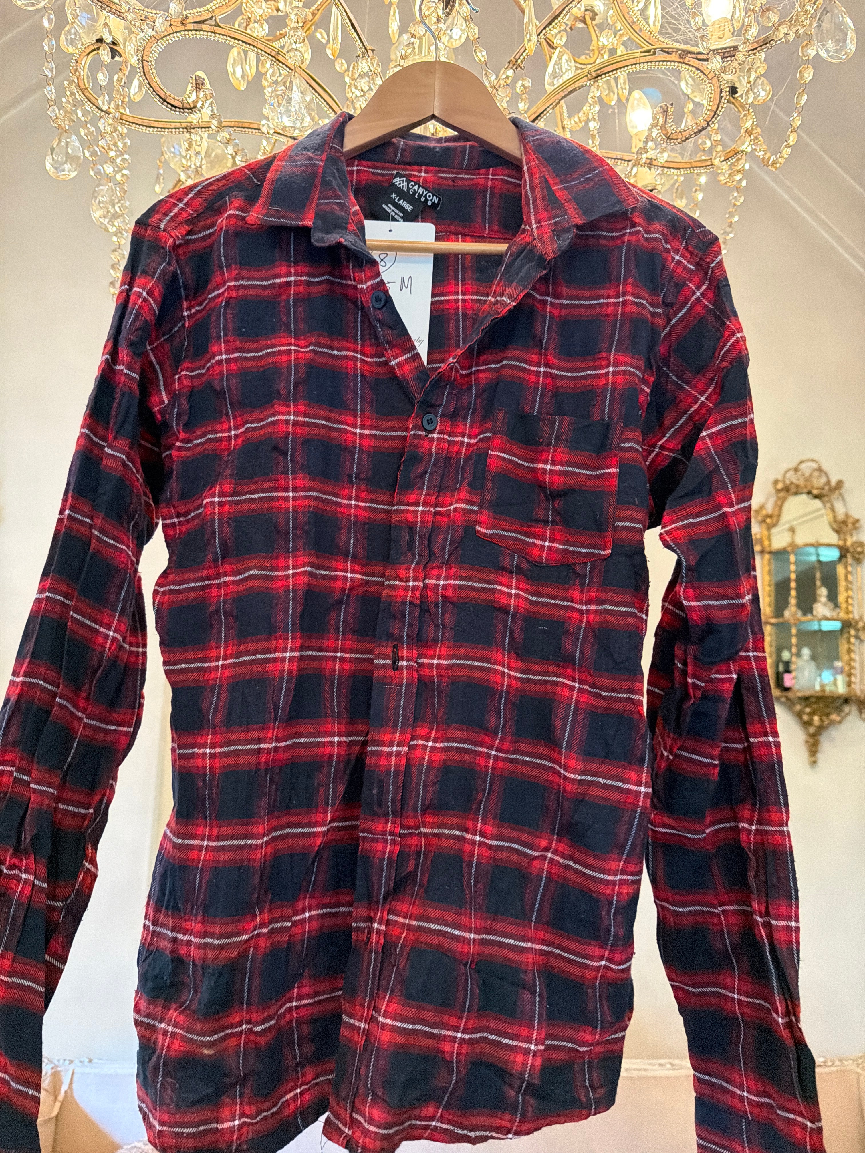Vintage Flannel - Skull print   - Number 8  - Size men’s medium