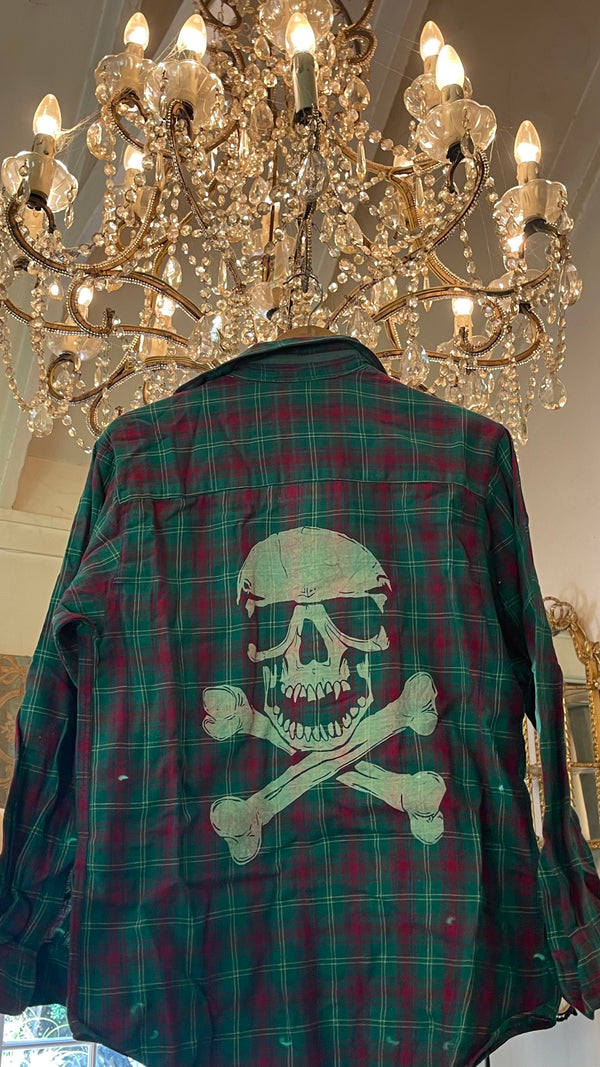 Garage Sale Flannel Skull Shirt Size M Green and Red