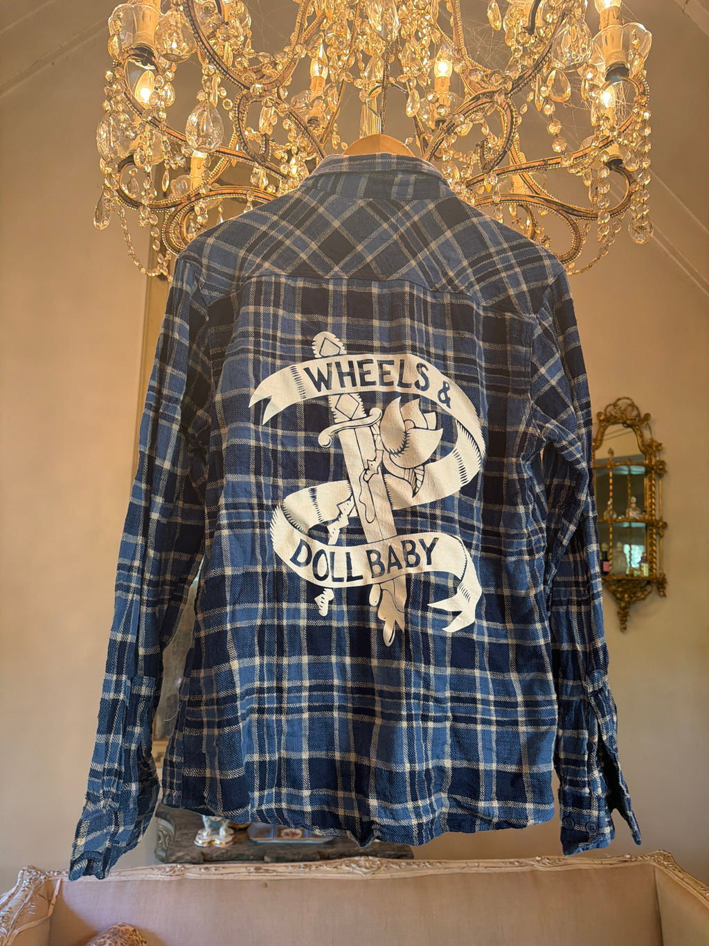 Vintage Flannel - Logo - Number 20 - Size - Medium