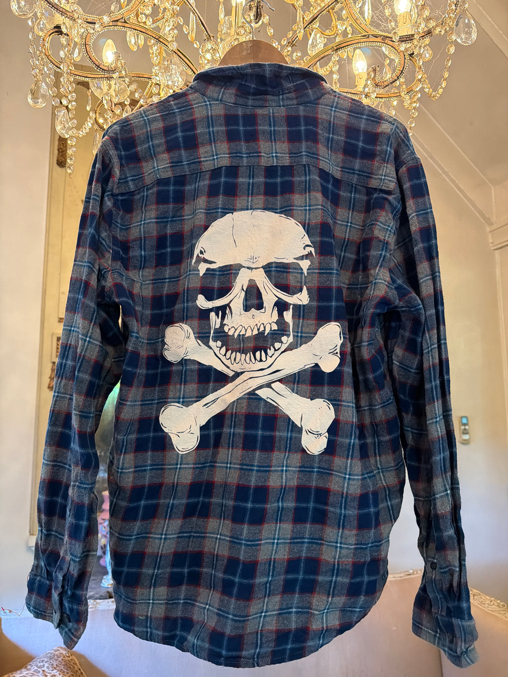 Vintage Flannel - Skull Print  - Number 77 - size men’s L