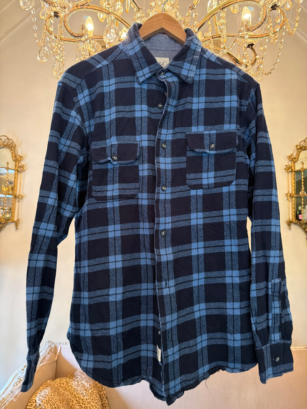 Vintage Flannel - Original Logo - Size Large men’s - Number 85