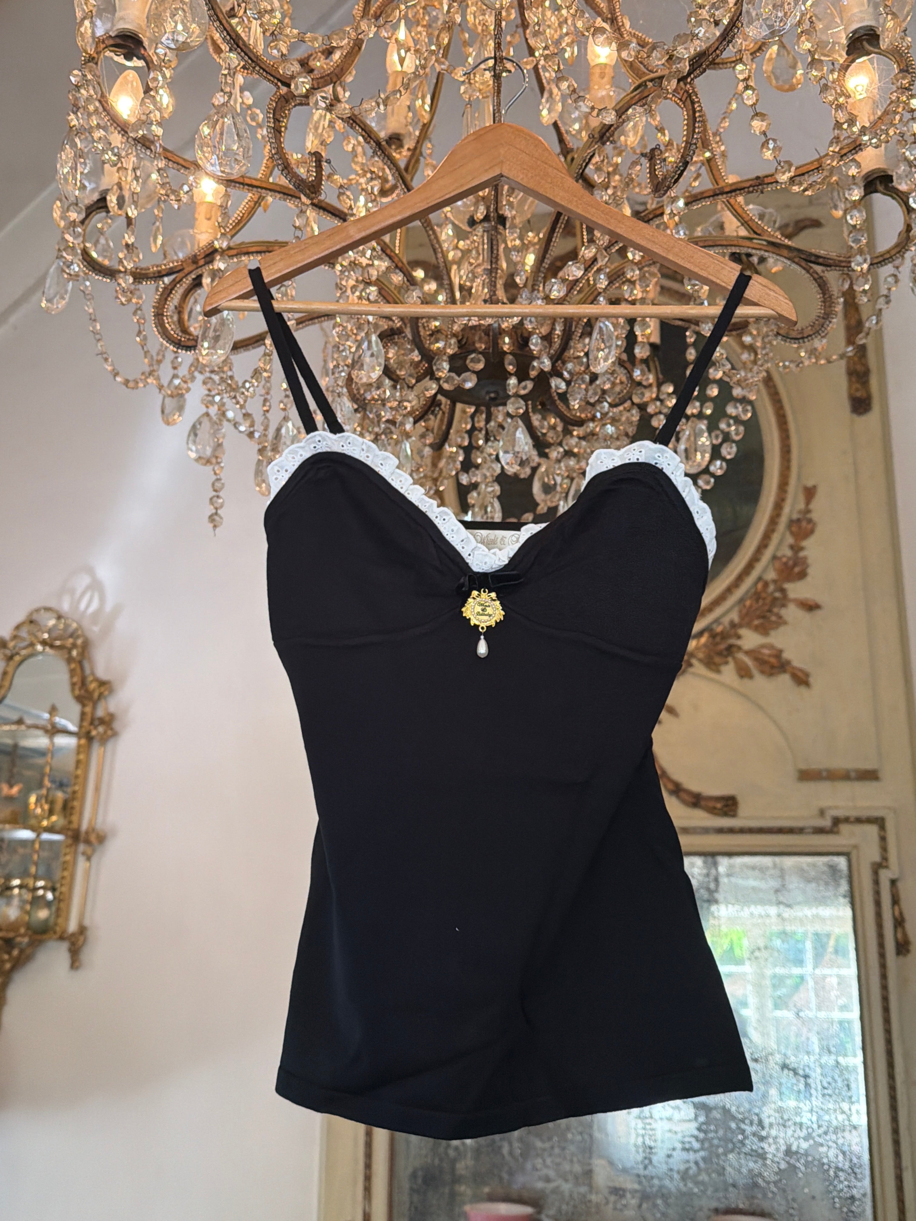 Garage Sale - Embroidery Anglaise singlet size 12 - brand new