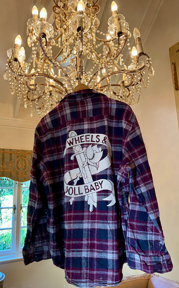 Vintage Flannel - Original logo print  - Number 15 - Size - Medium